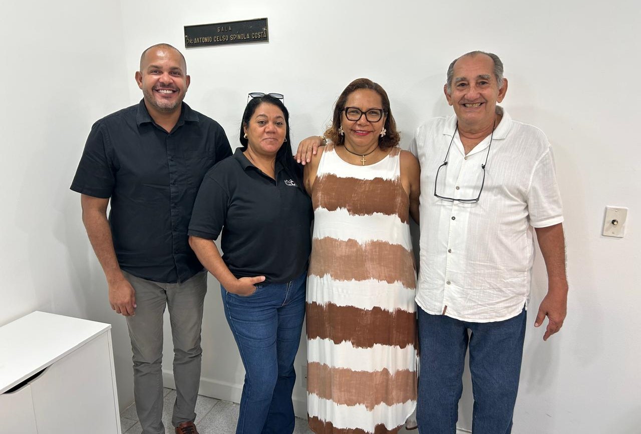  REPRESENTANTES DO CONRE 5 VISITAM A SEDE DO CRQ 7